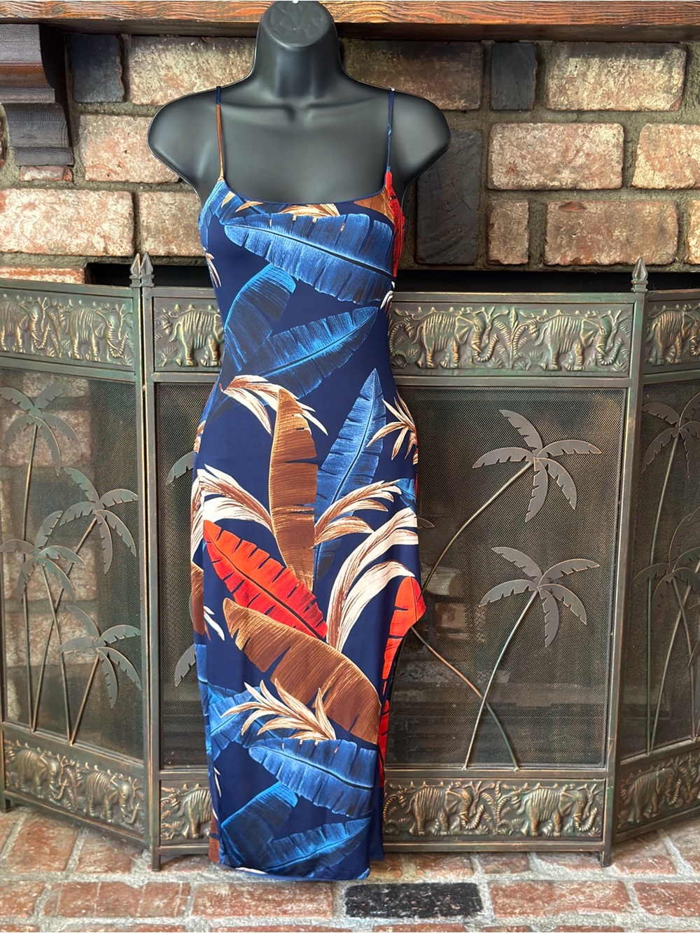 Windsor Tropical Leaf Print Bodycon Midi Dress Size Small EUC